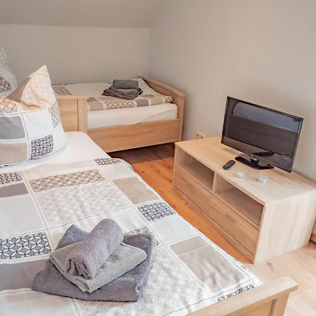 Ferienhaus In Lenz Am Plauer * Malchow (Mecklenburg-Vorpommern)